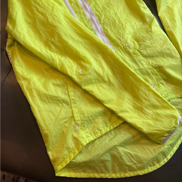 Nike Tech Aeroshield Moto Cape Windbreaker Jacket in Volt/White - Picture 3 of 11